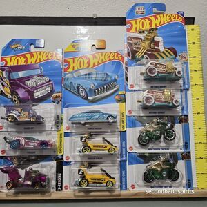 2025 Hot Wheels Treasure Hunt Lot Of 10 Cars